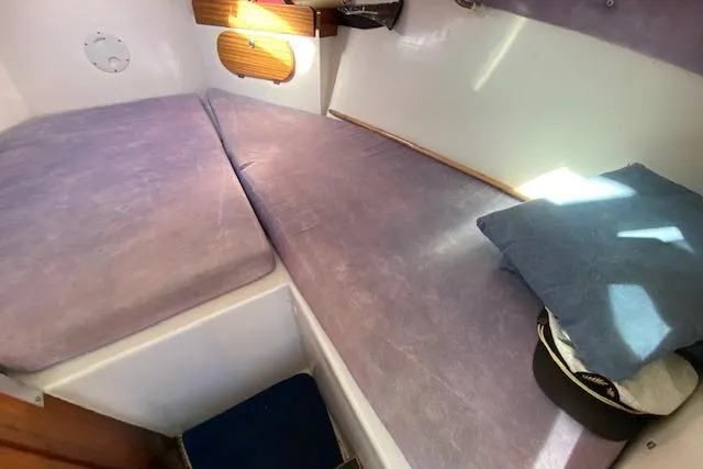 Elamd 25 Cabin 2001