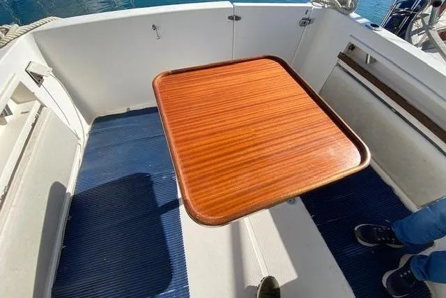 Elamd 25 Cabin 2001