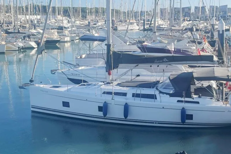Hanse 418 2018