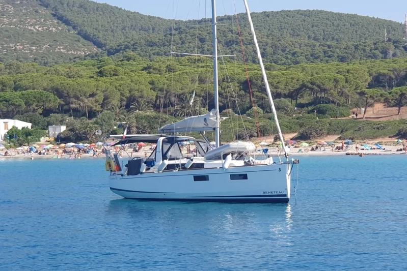 Beneteau Oceanis 35.1 2020