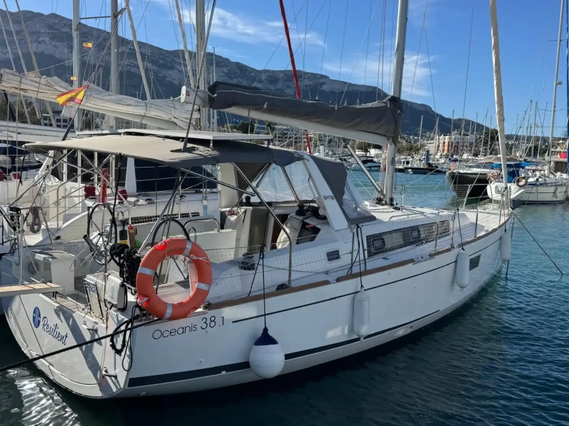 Beneteau Oceanis 38.1 2019