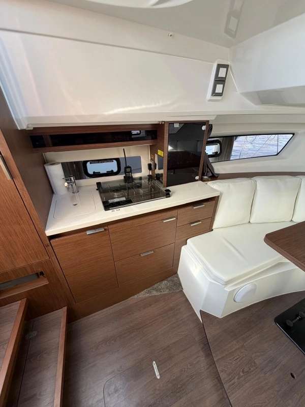 Jeanneau Cap Camarat 10.5 Wa 2024