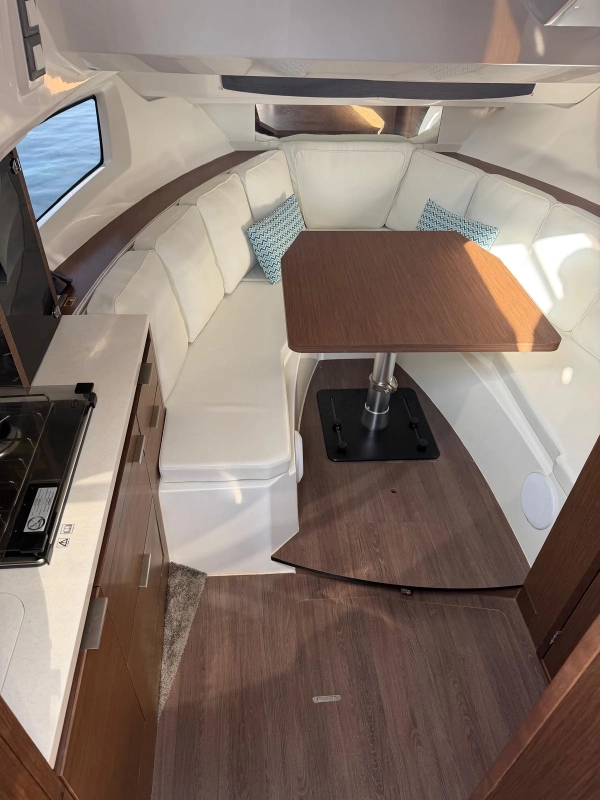 Jeanneau Cap Camarat 10.5 Wa 2024