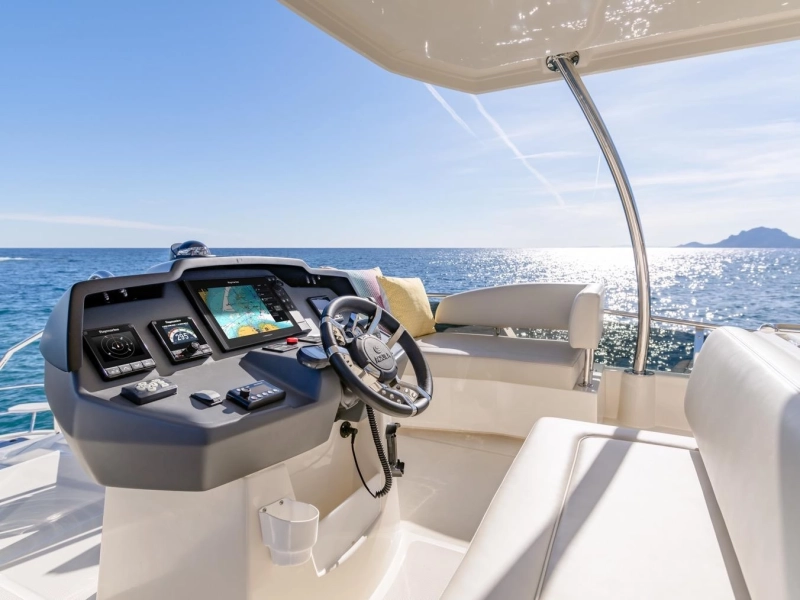 Aquila 44 Yacht 2025