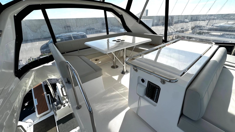 Aquila 44 Yacht 2025