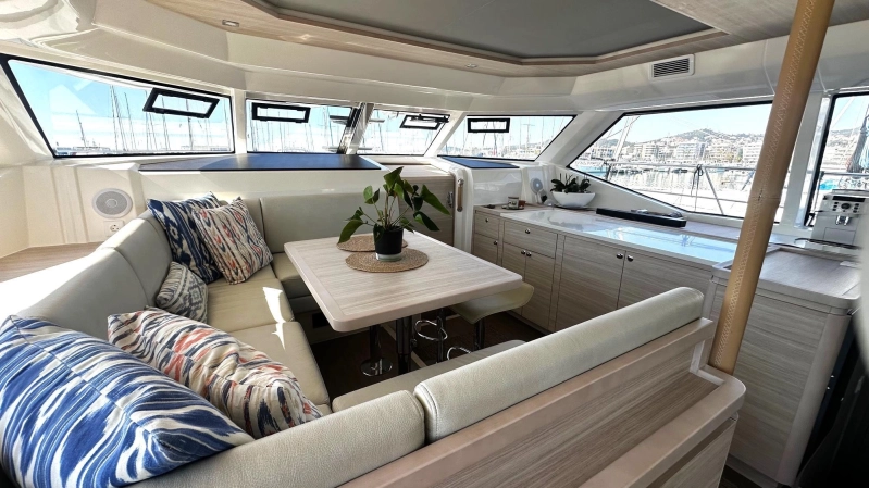 Aquila 44 Yacht 2025