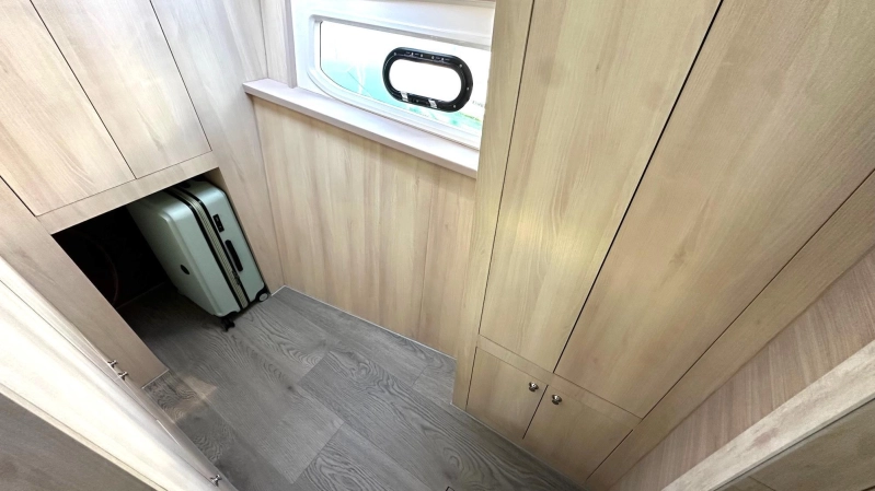 Aquila 44 Yacht 2025