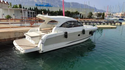 Foto del barco Jeanneau JEANNEAU LEADER 36 SPORTOP 2016