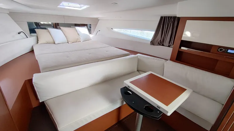 Jeanneau JEANNEAU LEADER 36 SPORTOP 2016