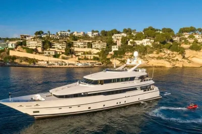 Foto del barco Lurssen Custom 1996