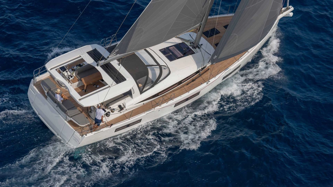 PRIVATE DAYS SUN ODYSSEY y JEANNEAU YACHTS PRIVATE DAYS SUN ODYSSEY y JEANNEAU YACHTS